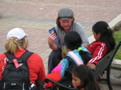 Luis and Anna sharing the gospel